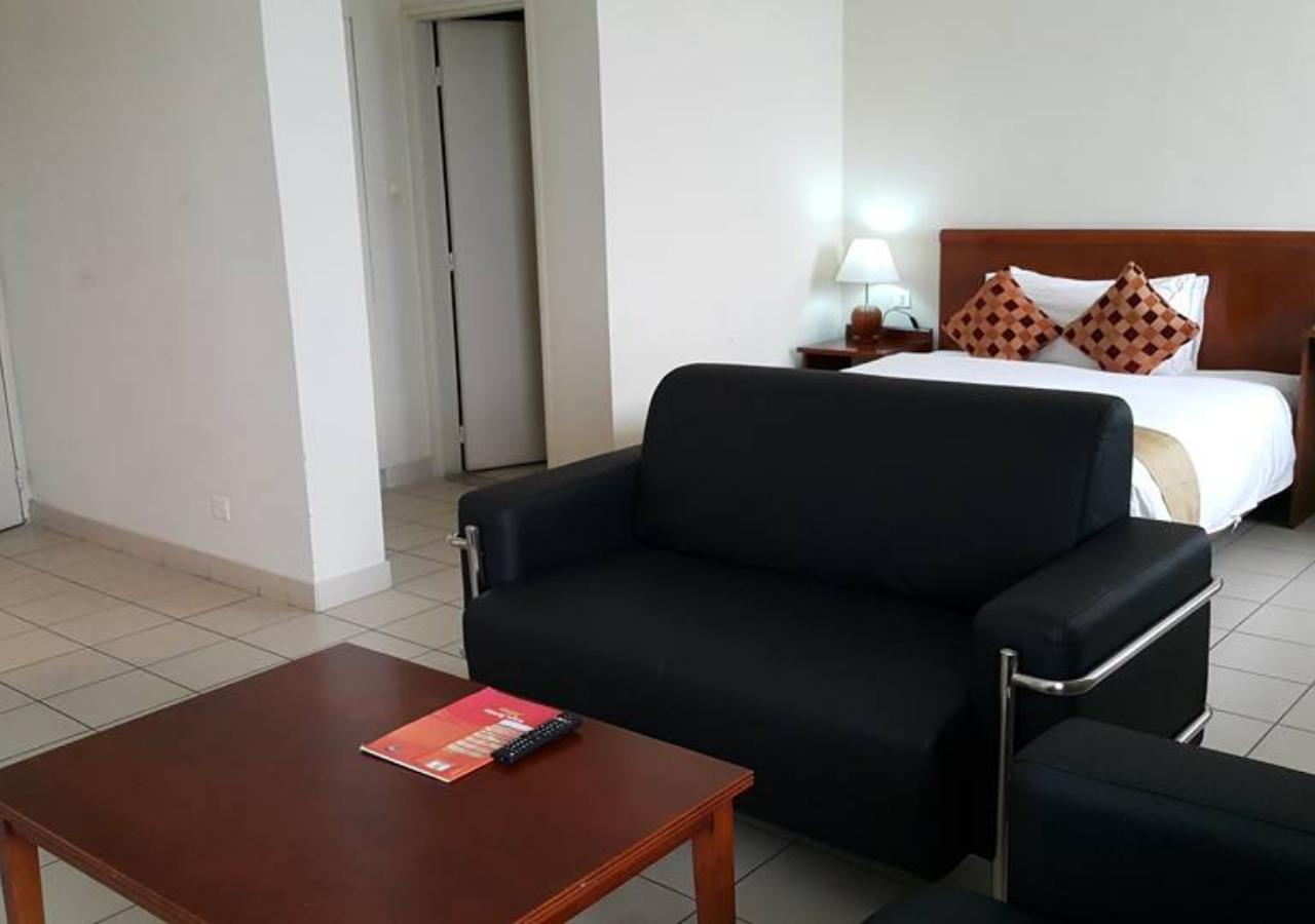 Tinapa Lakeside Hotel Калабар Екстериор снимка